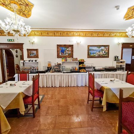 Euro Hotel Iglesias Εξωτερικό φωτογραφία