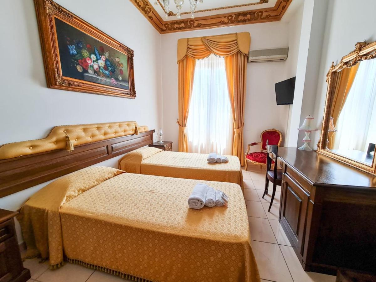 Euro Hotel Iglesias Εξωτερικό φωτογραφία