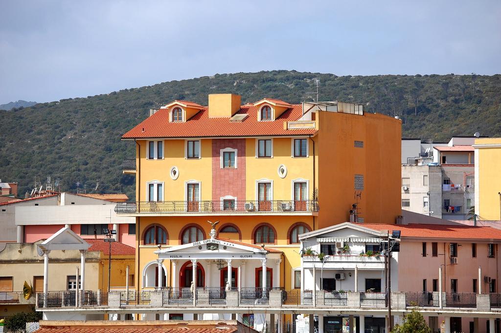 Euro Hotel Iglesias Εξωτερικό φωτογραφία