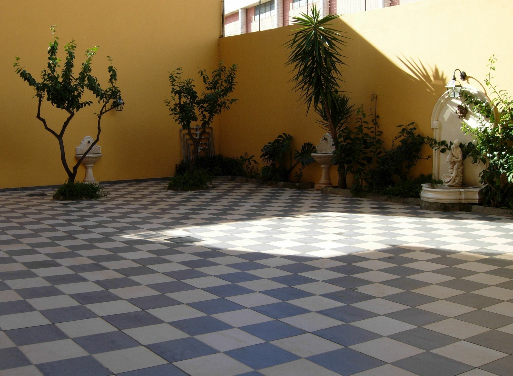 Euro Hotel Iglesias Εξωτερικό φωτογραφία