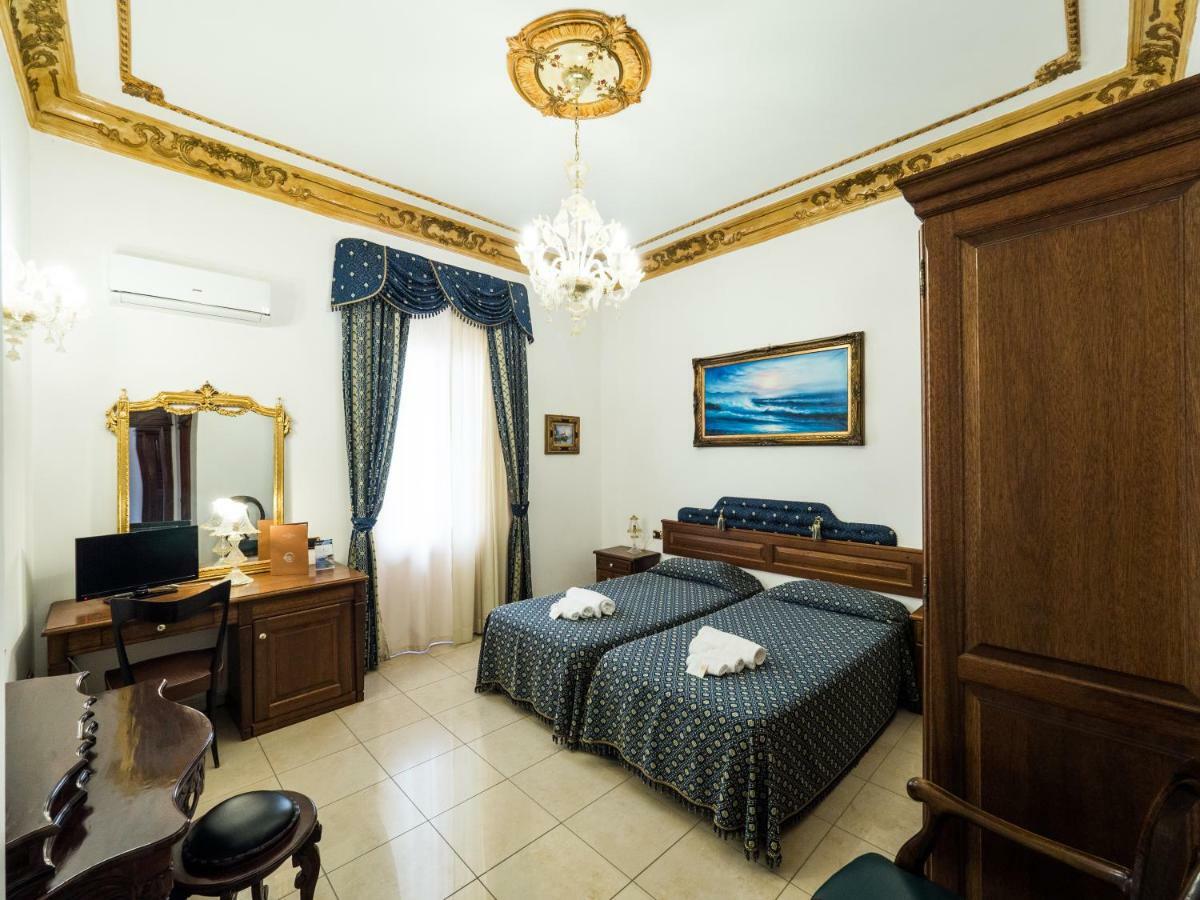 Euro Hotel Iglesias Εξωτερικό φωτογραφία