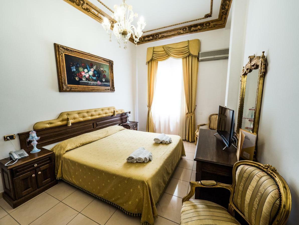 Euro Hotel Iglesias Εξωτερικό φωτογραφία