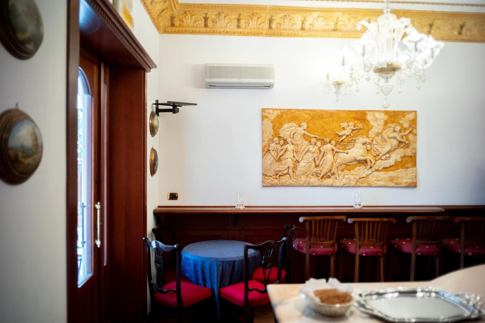 Euro Hotel Iglesias Εξωτερικό φωτογραφία